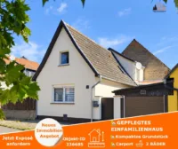 Das gepflegte Einfamilienhaus mit PFW Zufahrt-eletr. Rolltor