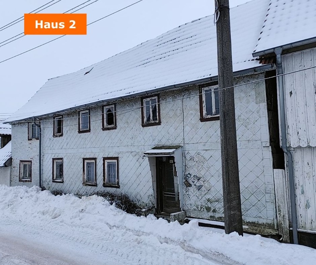 Haus zwei-Ansicht Straßenseitig
