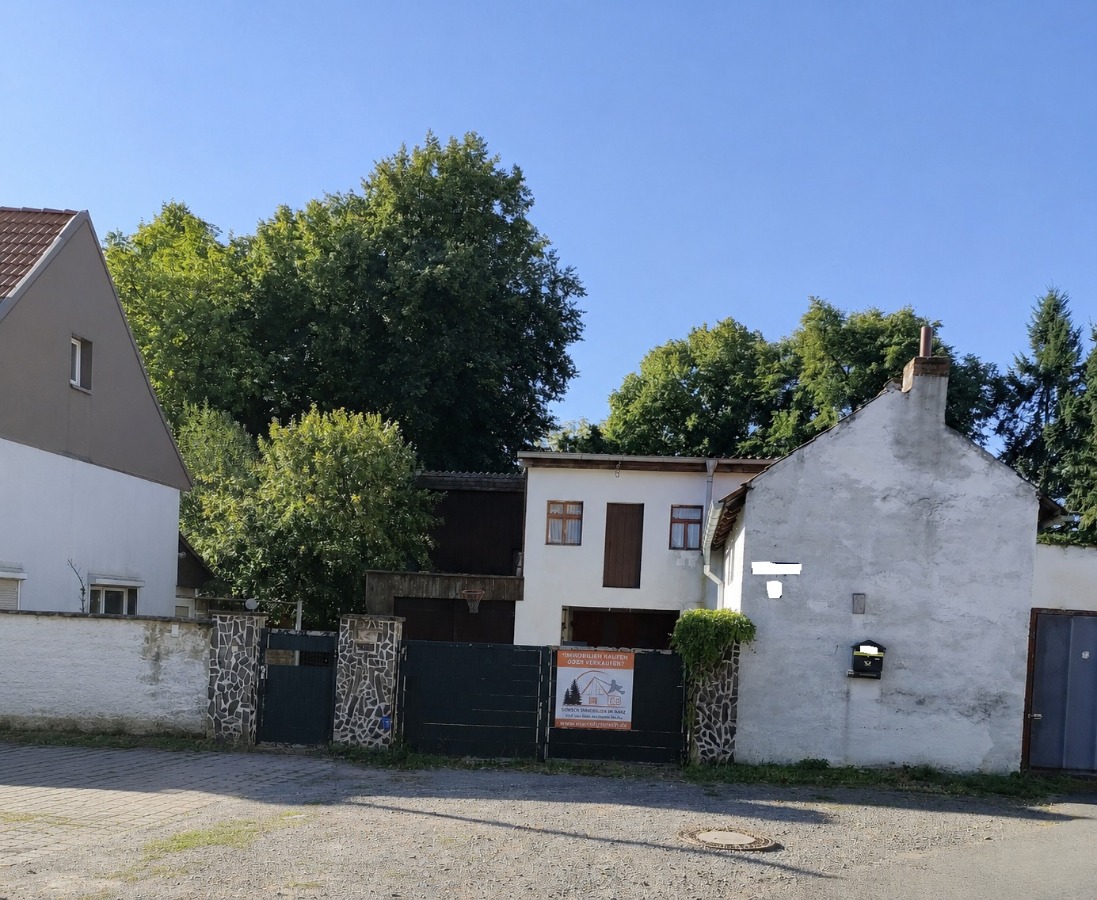 Ansicht zum Grundstück