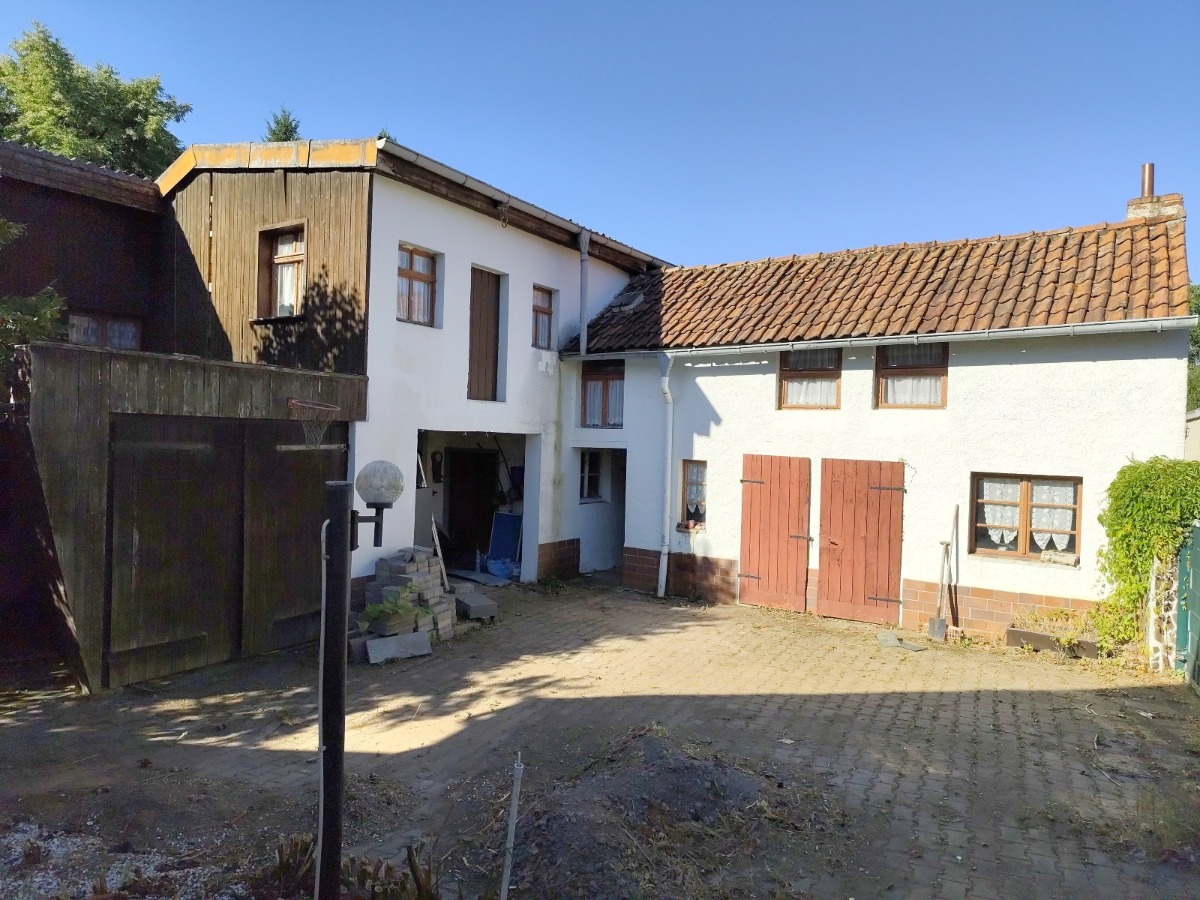 Nebengebäude-Werkstatt-eine weitere Garage_
