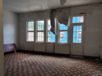 Raum mit Balkon im 1.Obergeschoss - Historische Villa mit Saalgebäude – Denkmalschutzjuwel in Sülzhayn bei Nordhausen