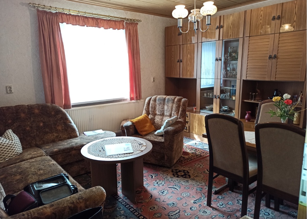 Das Wohnzimmer im Erdgeschoss
