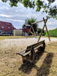 Der Spielplatz gleich um die Ecke