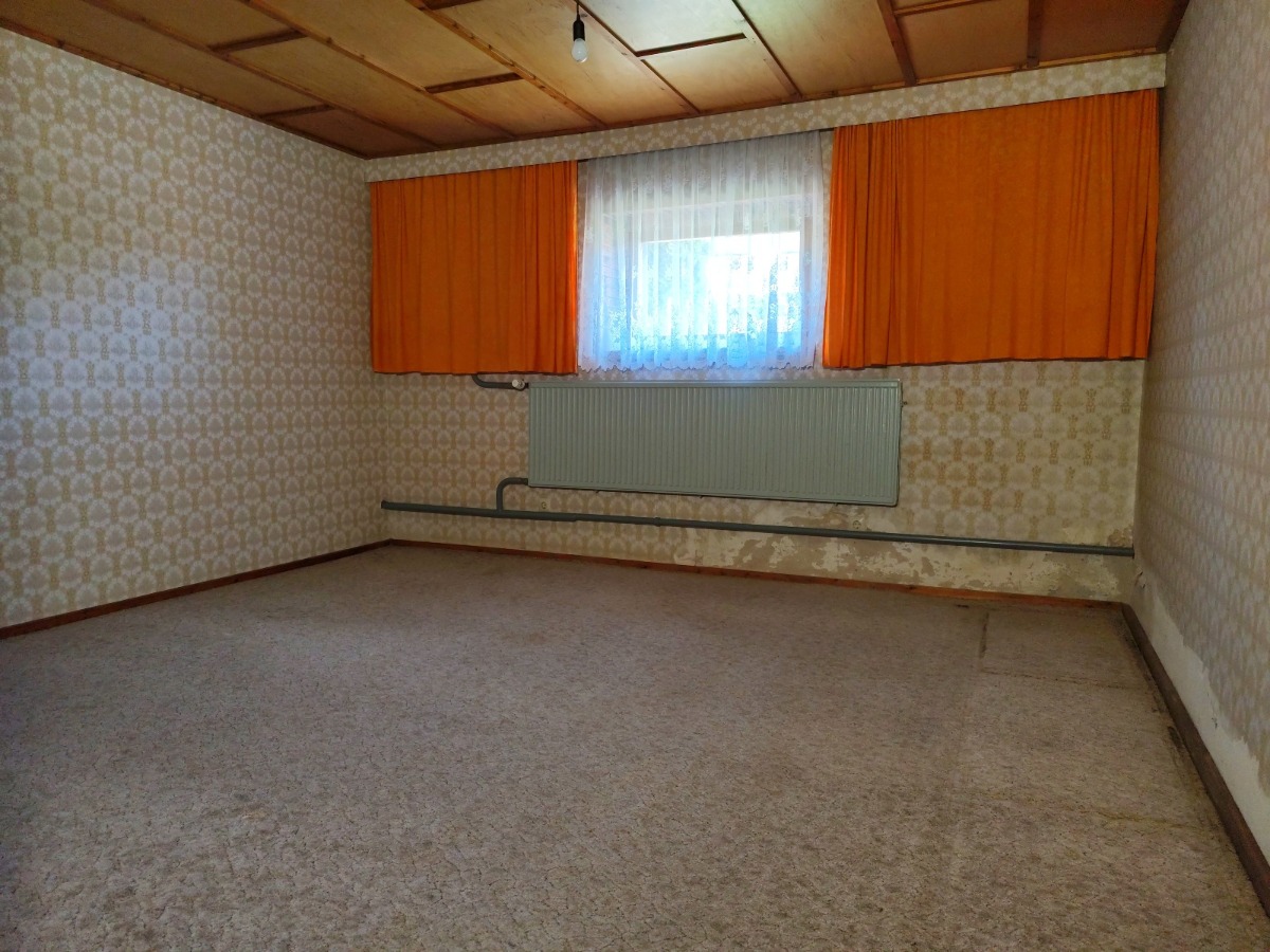 Ein Raum im Kellergeschoss