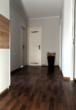 Der Flur der 3-Raumwohnung im Erdgeschoss - Zwei barrierefreie Eigentumswohnungen im Paket +Investieren mit Weitblick in Bad-Sachsa!