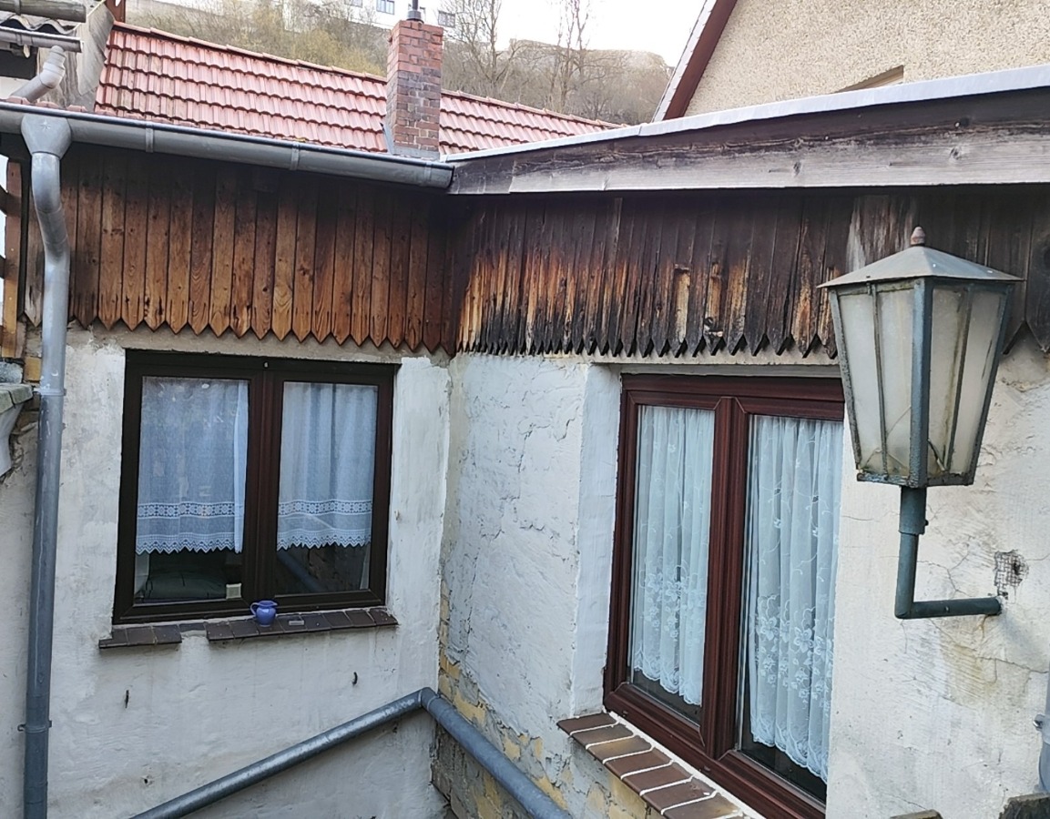 Hausrückseite