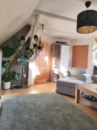 Zugang zum Bad und Kinderzimmer im Obergeschoss
